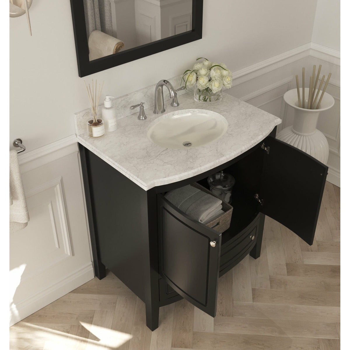 Laviva Estella 32" Vanity - 3130709-32B-JG