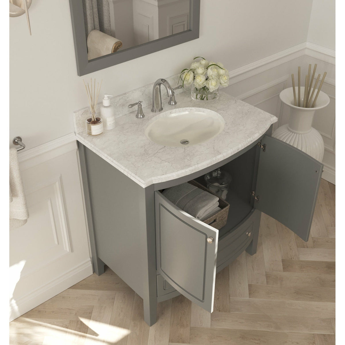 Laviva Estella 32" Vanity - 3130709-32B-JG