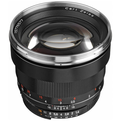 Zeiss ZF.2 85mm f1.4 Apo Planar - 3977