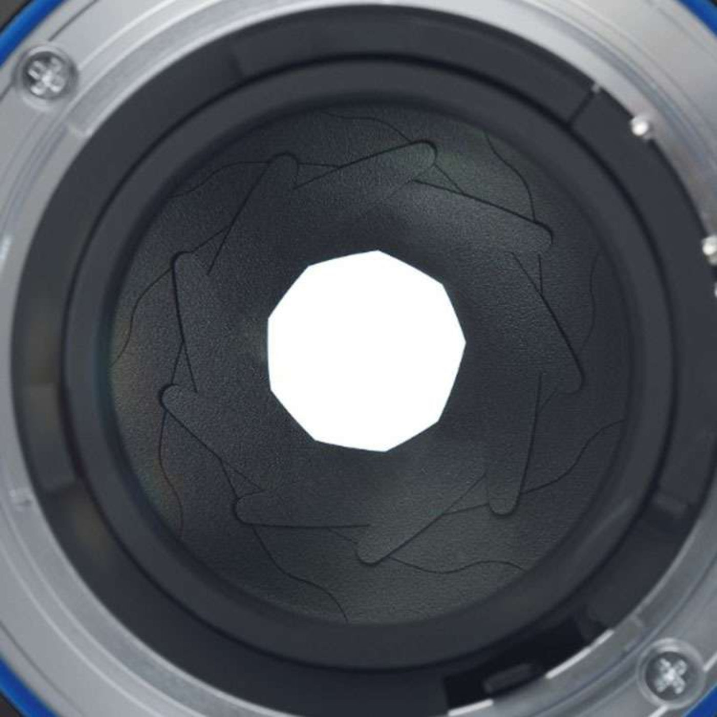 Zeiss ZE 50mm f2.0M Milvus - 3987