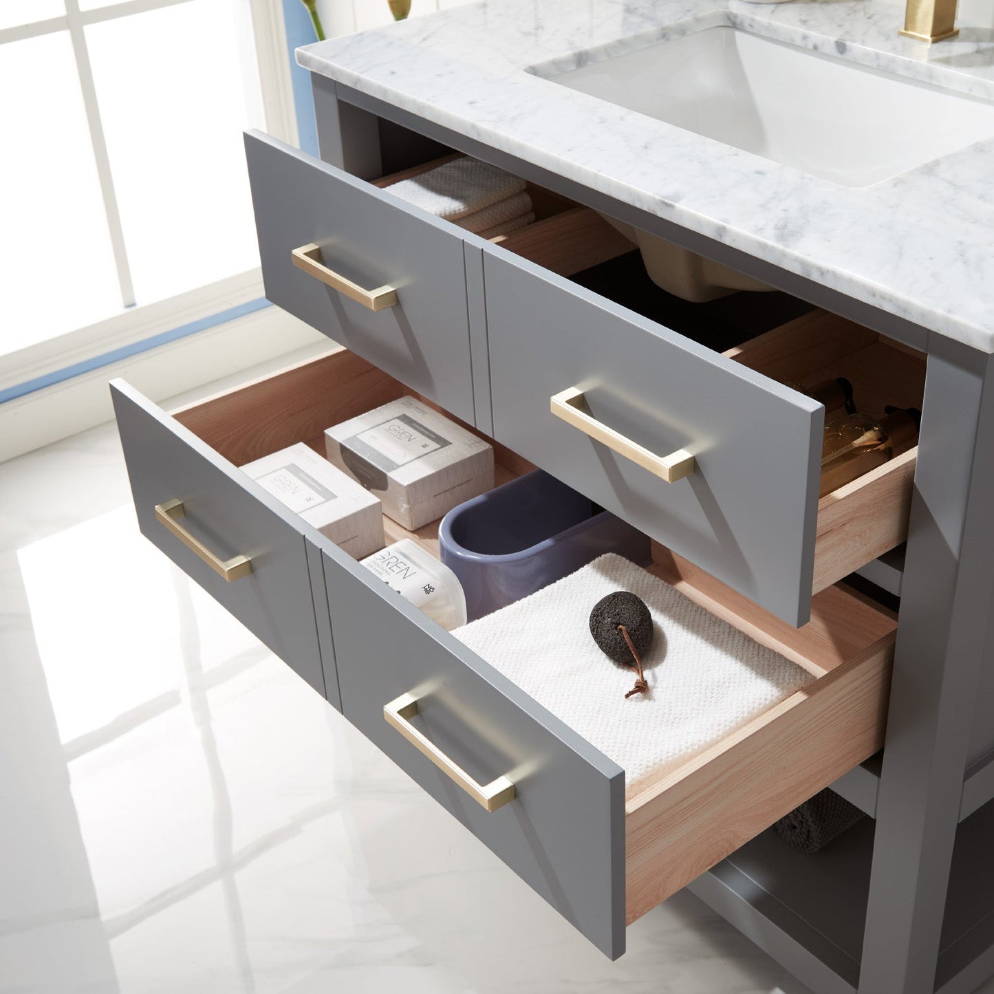 Altair Designs 36" single vanity with top - 532036-WH-CA