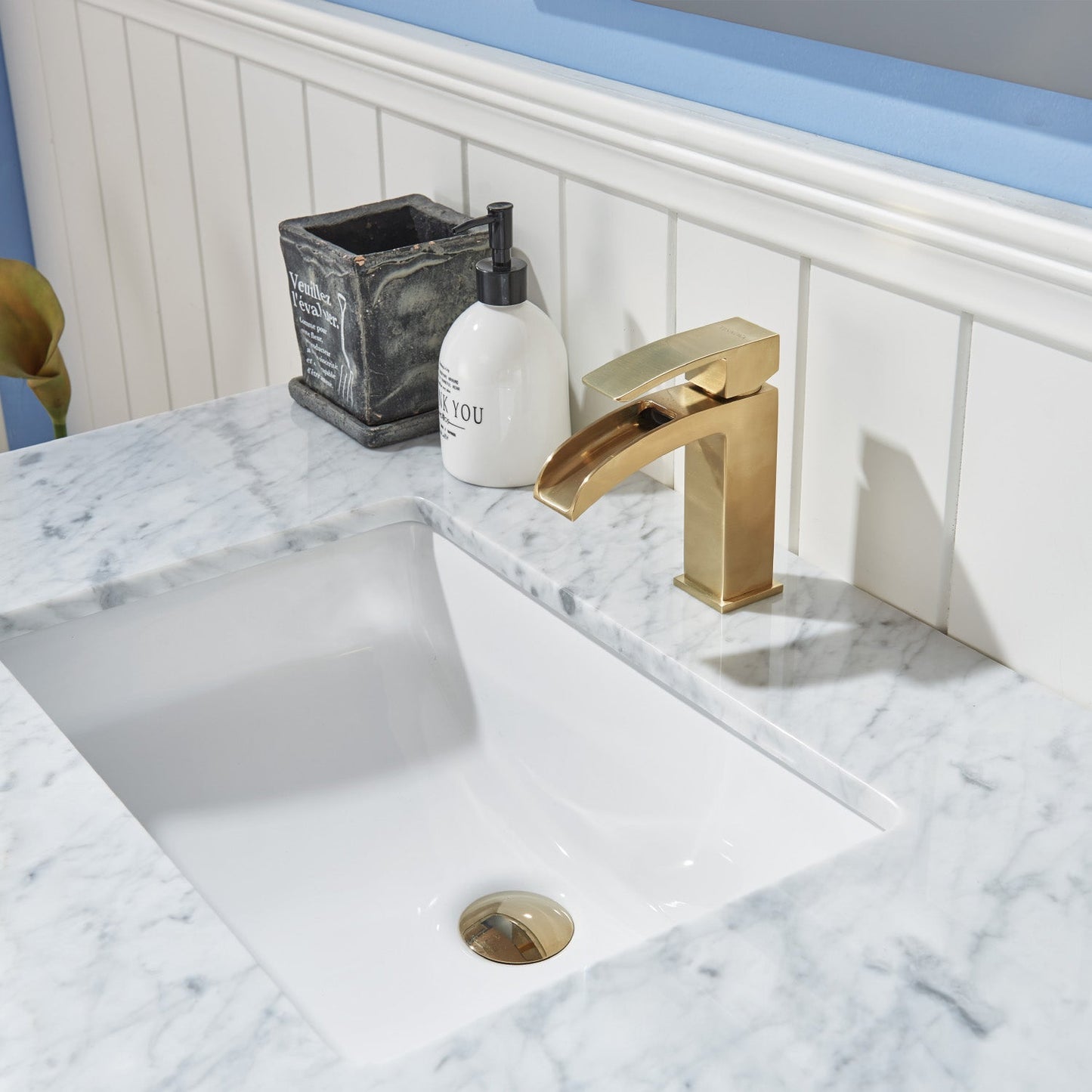Altair Designs 36" single vanity with top - 532036-WH-CA