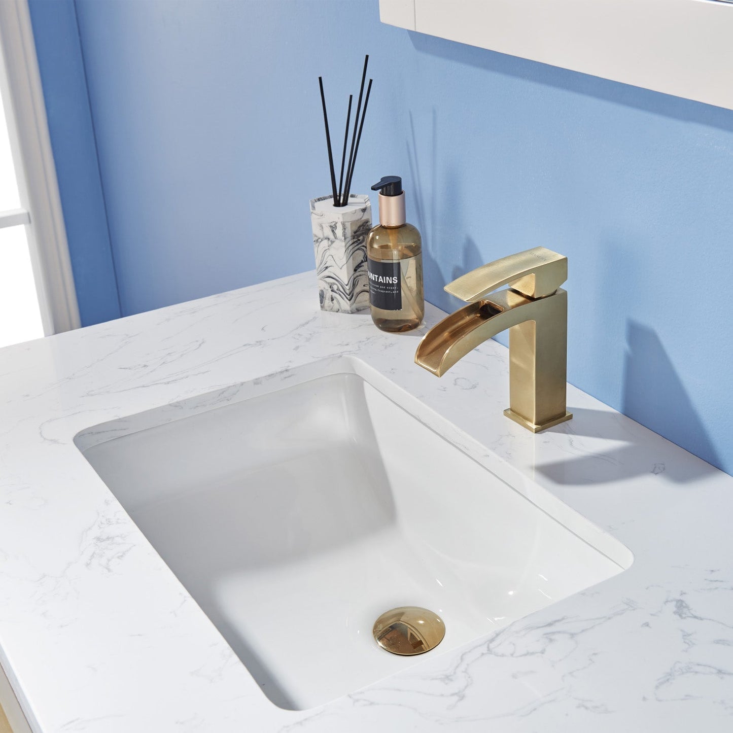 Altair Designs 36" single vanity with top - 534036-WH-AW-NM