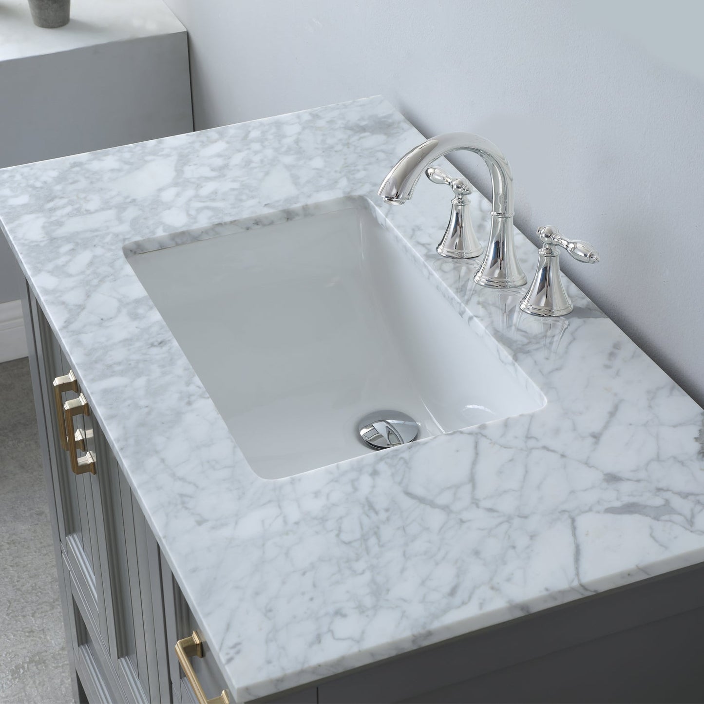 Altair Designs 36" single vanity with top - 538036-WH-CA-NM