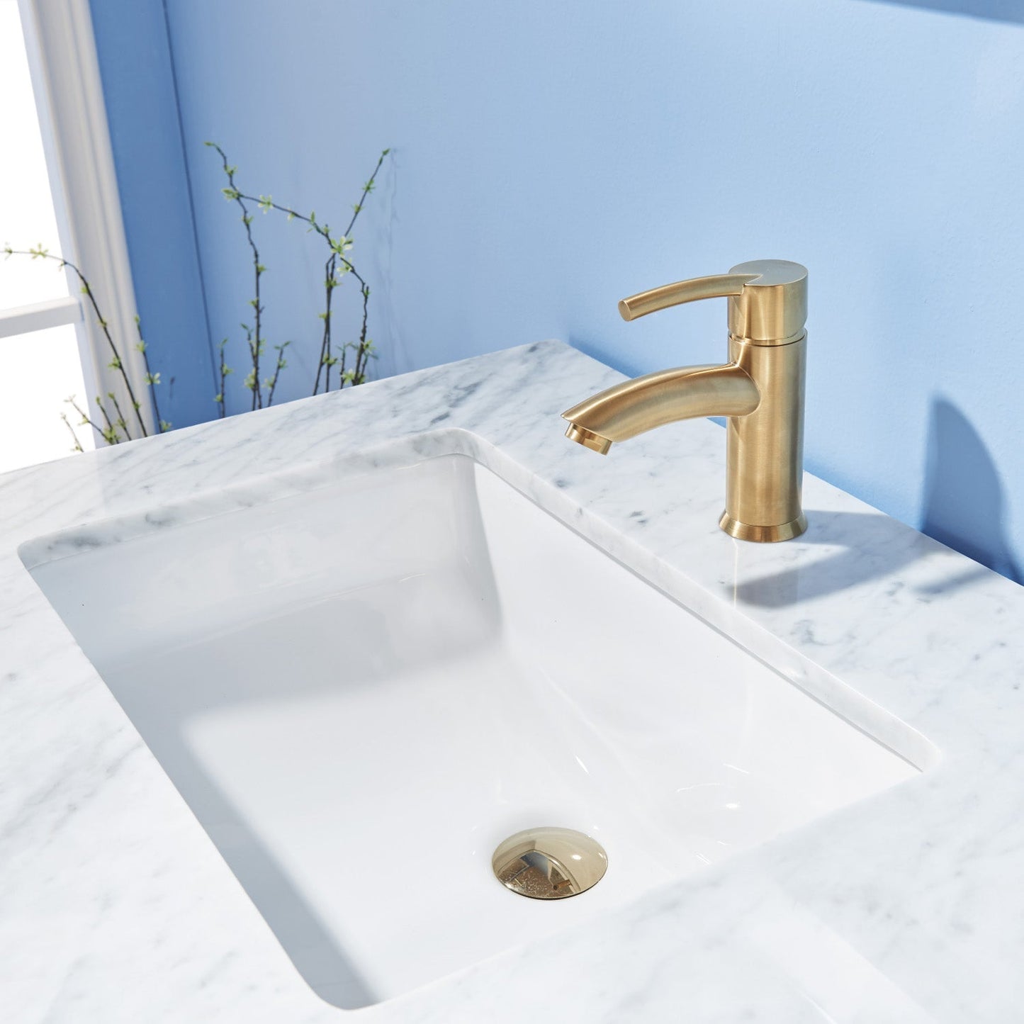 Altair Designs 36" single vanity with top - 541036-WH-CA-NM
