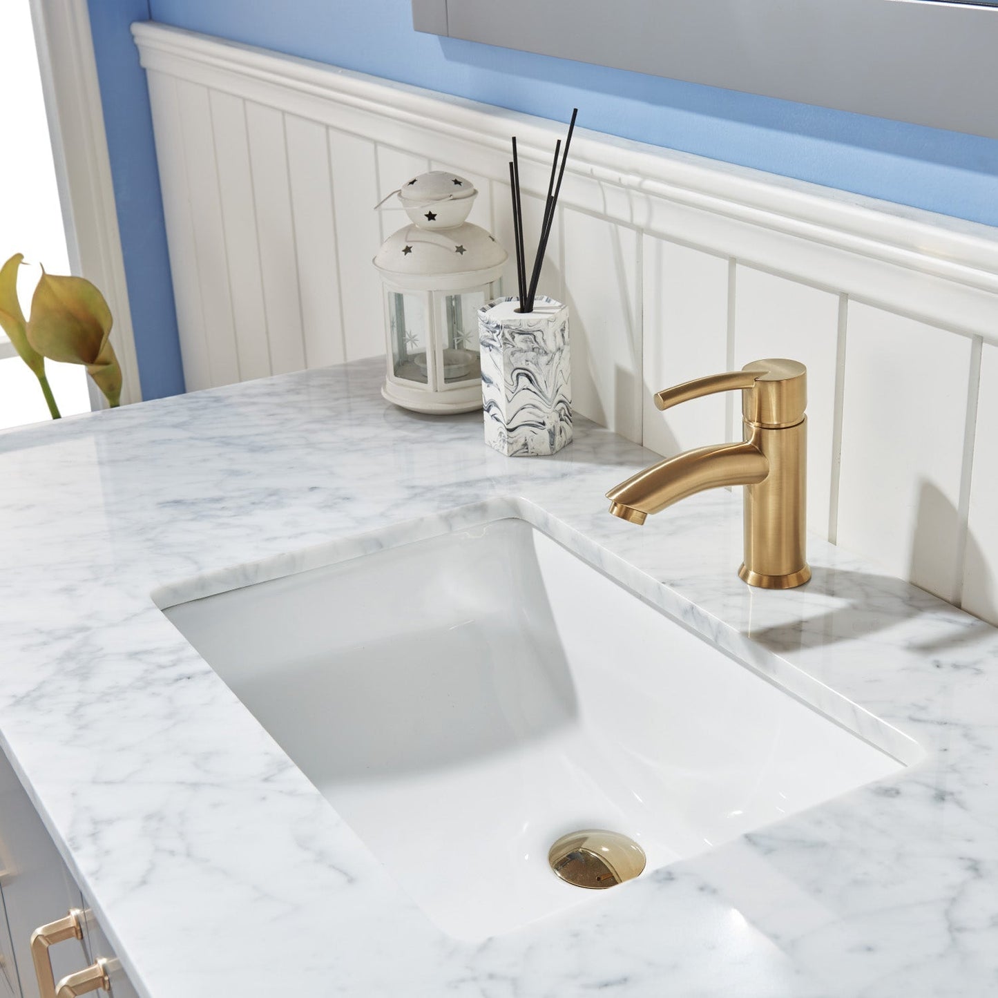 Altair Designs 48" single vanity with top - 541048-WH-CA-NM
