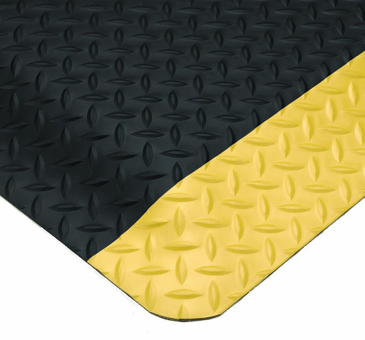 Wearwell Diamond-Plate SpongeCote UltraSoft Mat, 3' Width x 20' Length x 15/16" Thickness, Black/Yellow - 414.1516x3x20BYL