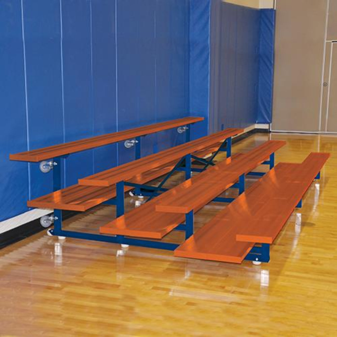 Bleacher 4 Row Portable 27' Tip & Roll Preferred Aluminum- BLDP-427TRG