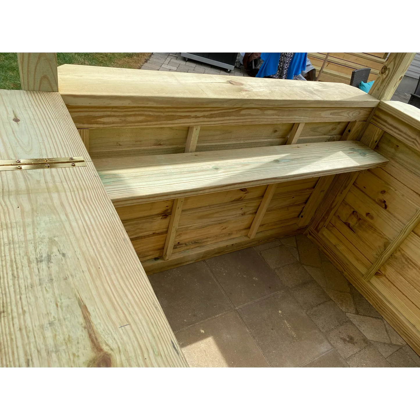 Taverns To Go 6' x 4' Backyard Bar