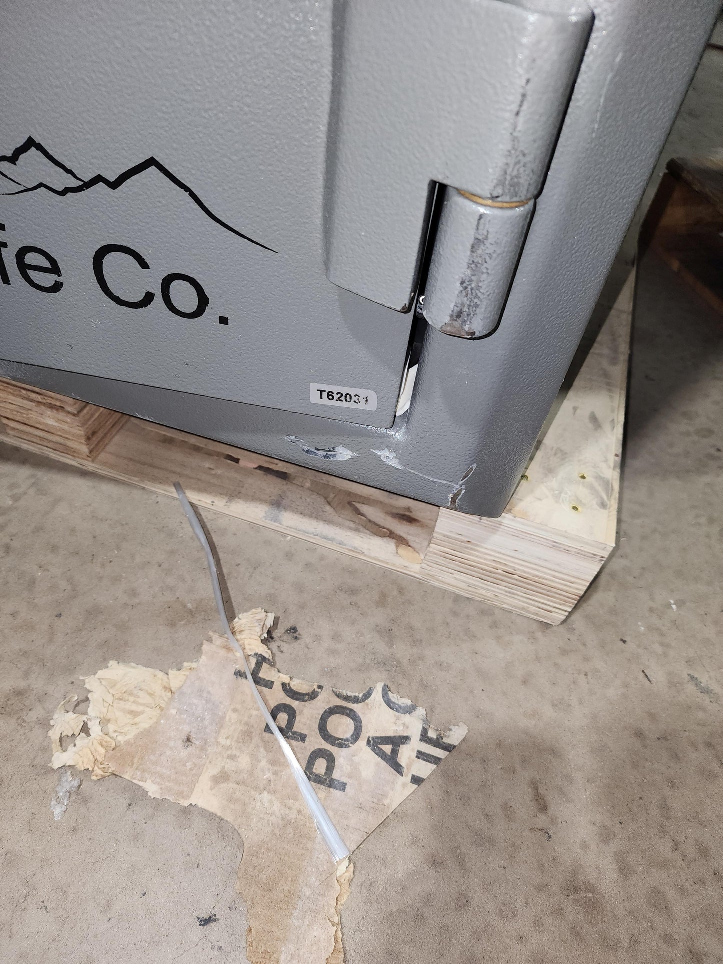 Hayman  Rockies Gun Safe Blemished - RK-5930