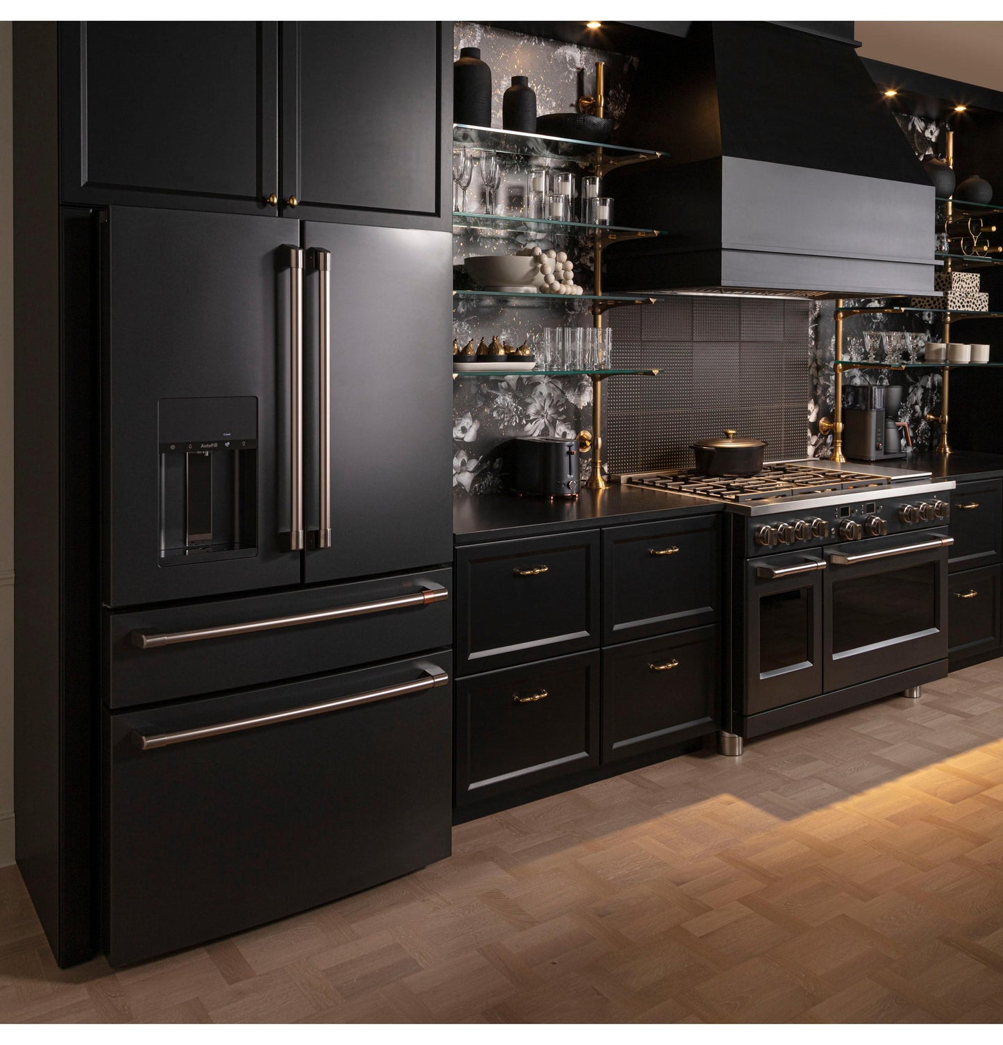CAFE CVE28DP3ND1 CAFé™ ENERGY STAR® 27.8 Cu. Ft. Smart 4-Door French-Door Refrigerator Black