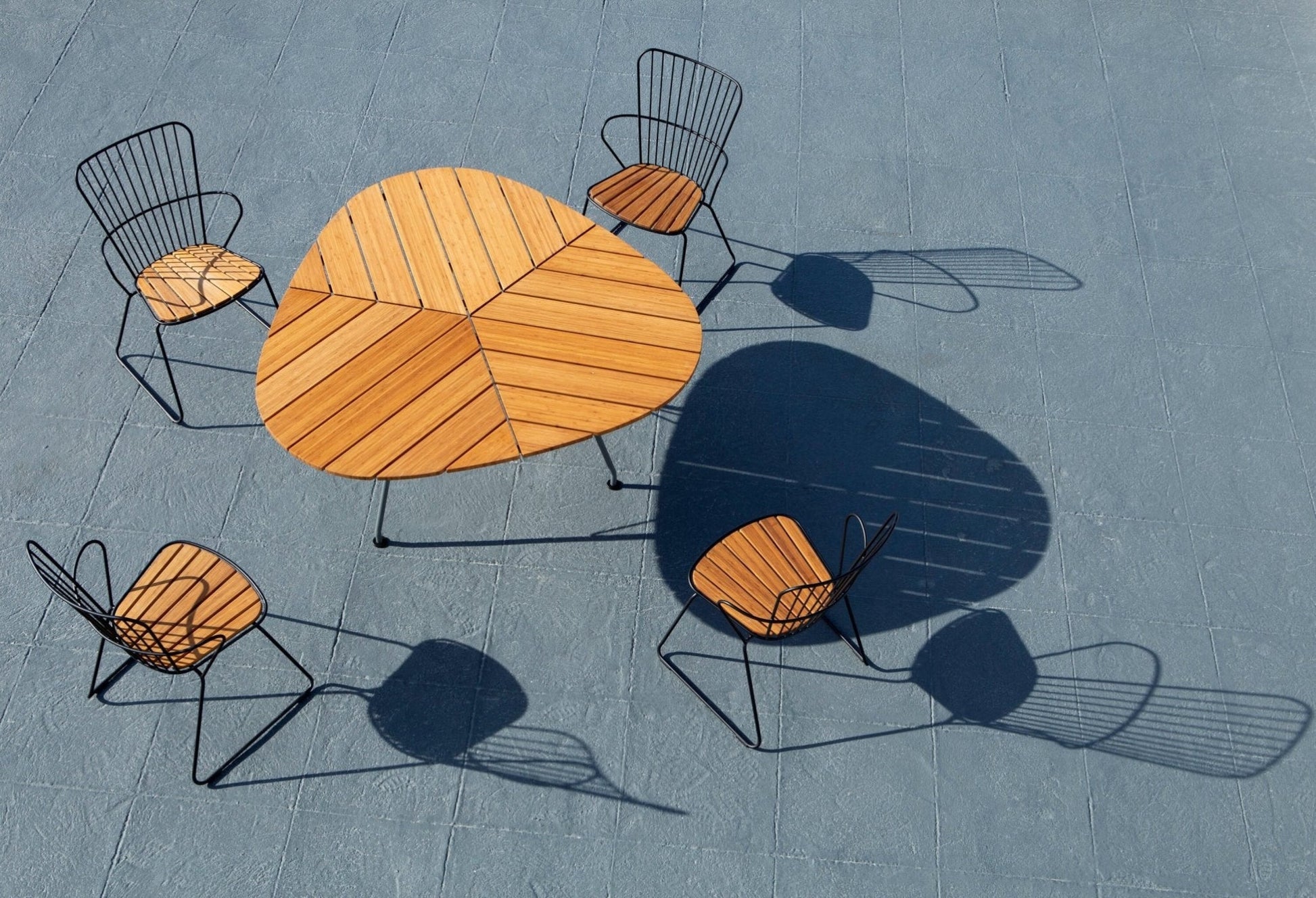 HOUE LEAF Dining Table - Procure Décor