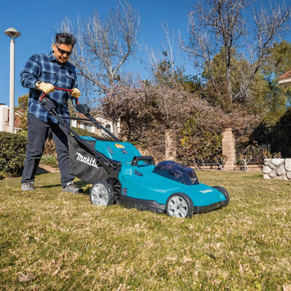 Makita  36V LXT 19 In. Lawn Mower Self-Propelled Kit with 4 Batteries - XML14CT1